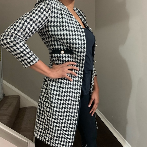 ๐*Host Pick* Vintage Parisian style coat - Picture 9 of 10